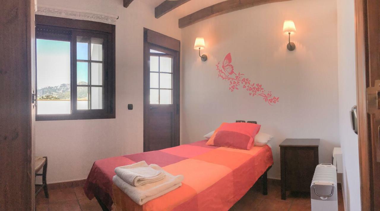 Casa De Teones Guest House Montecorto Exterior photo
